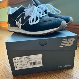 New Balance Mens 574 traditionnels, size 13, Black, Worm twice